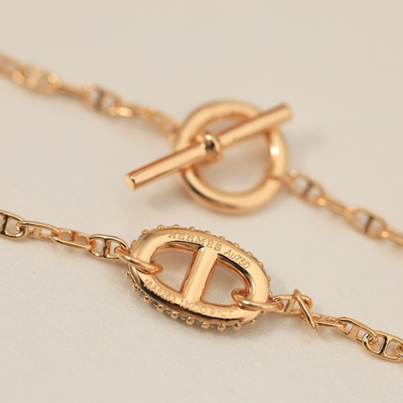H**me5 bracelets